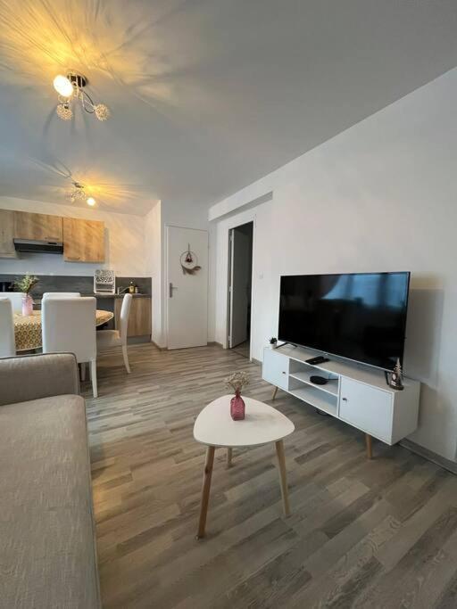Gite La Perle Rose 50 M² Orchies Zewnętrze zdjęcie